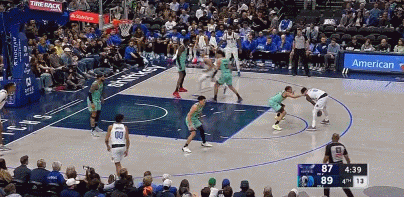 DB视讯百家乐收你们来了！欧文花式秀单打 连投带罚连得7分带队占据主动