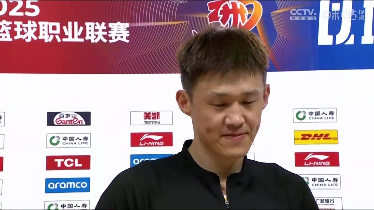 DG视讯官网平台周鹏：客场比赛没有家底能掉以轻心 今天球队从开局就做得非常好