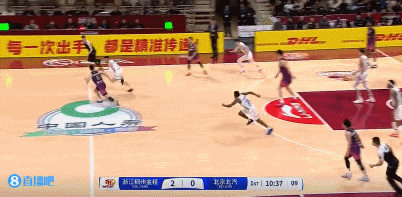 DG视讯官网平台💥攻防俱佳！曾凡博大帽吴前&反击送双手炸扣