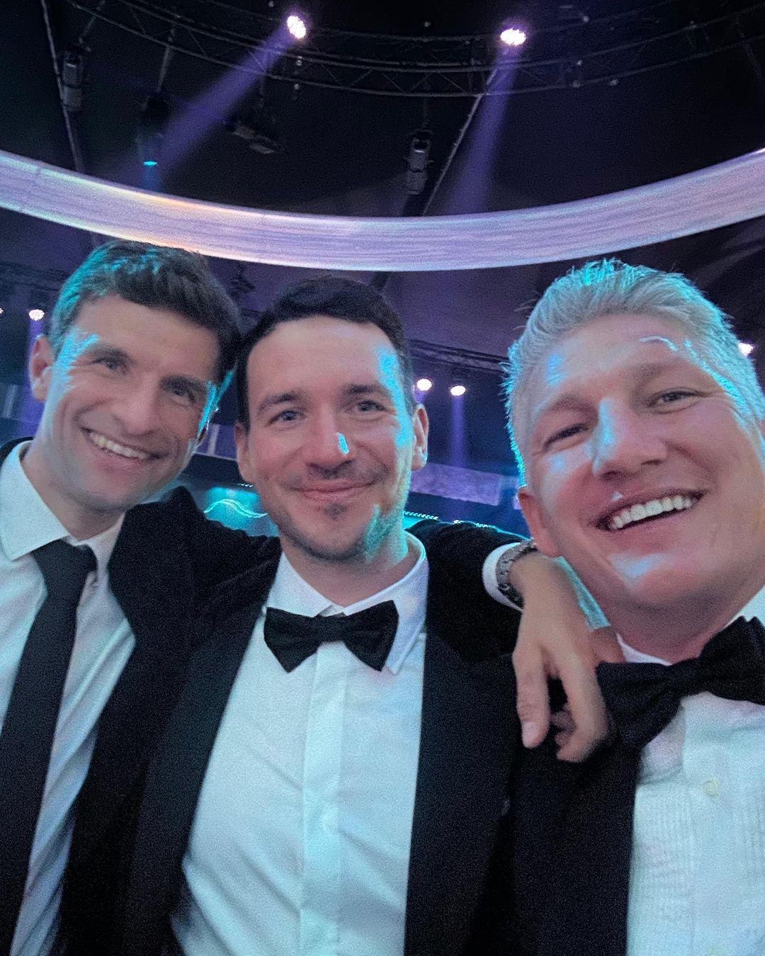 DB官网在线登录入口一个时代的结束❤️小猪祝福穆勒：无论场上场下许多人都会想念你